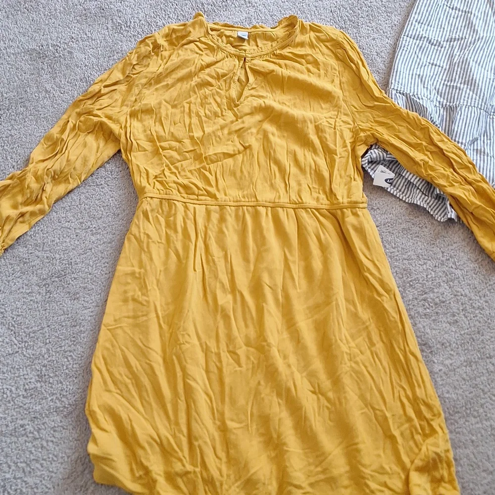 Old Navy Striped and Mustard Dresses - Picture 3 of 7